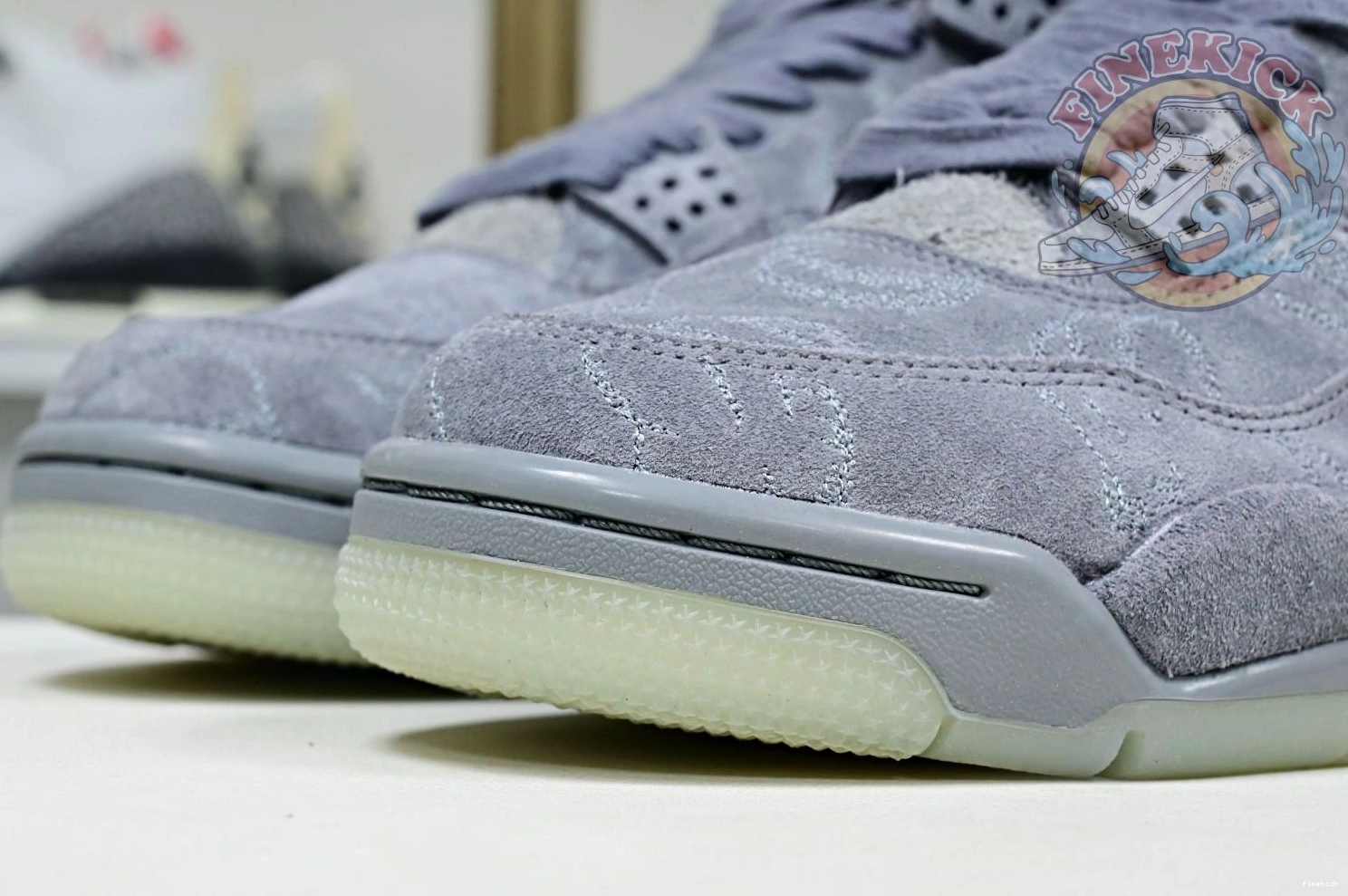 Air kaws Jordan 4 Jordan retro 0103